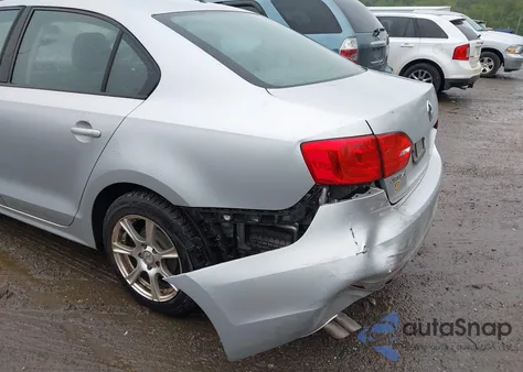 2011 Volkswagen Jetta 2.5L Se from USA, damaged, VIN 3VWDZ7AJ6BM321447